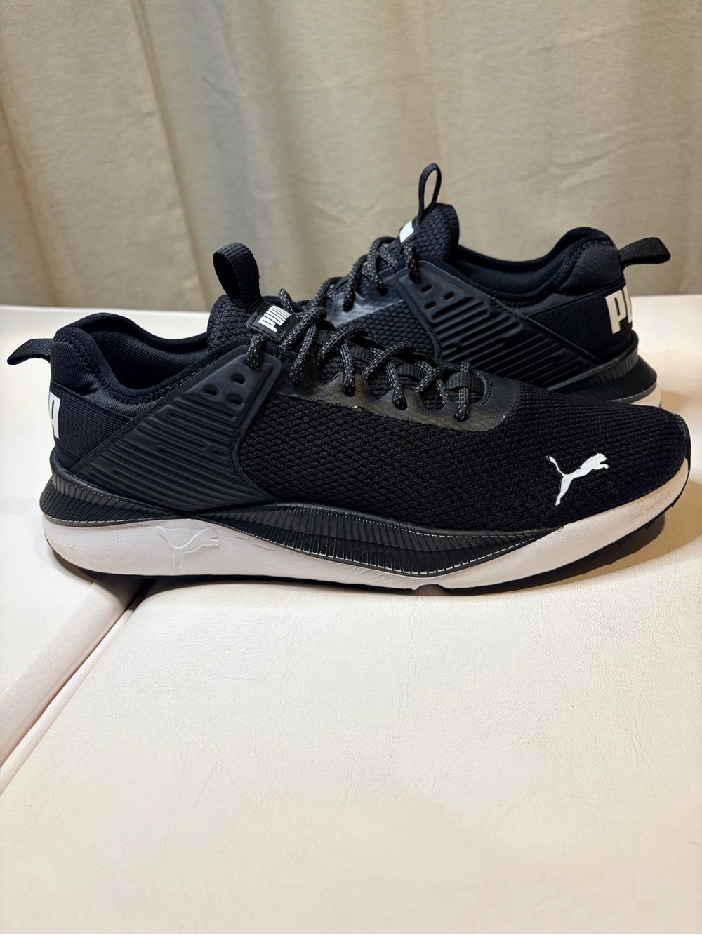 Puma Men's Black & White Athletic Sneakers